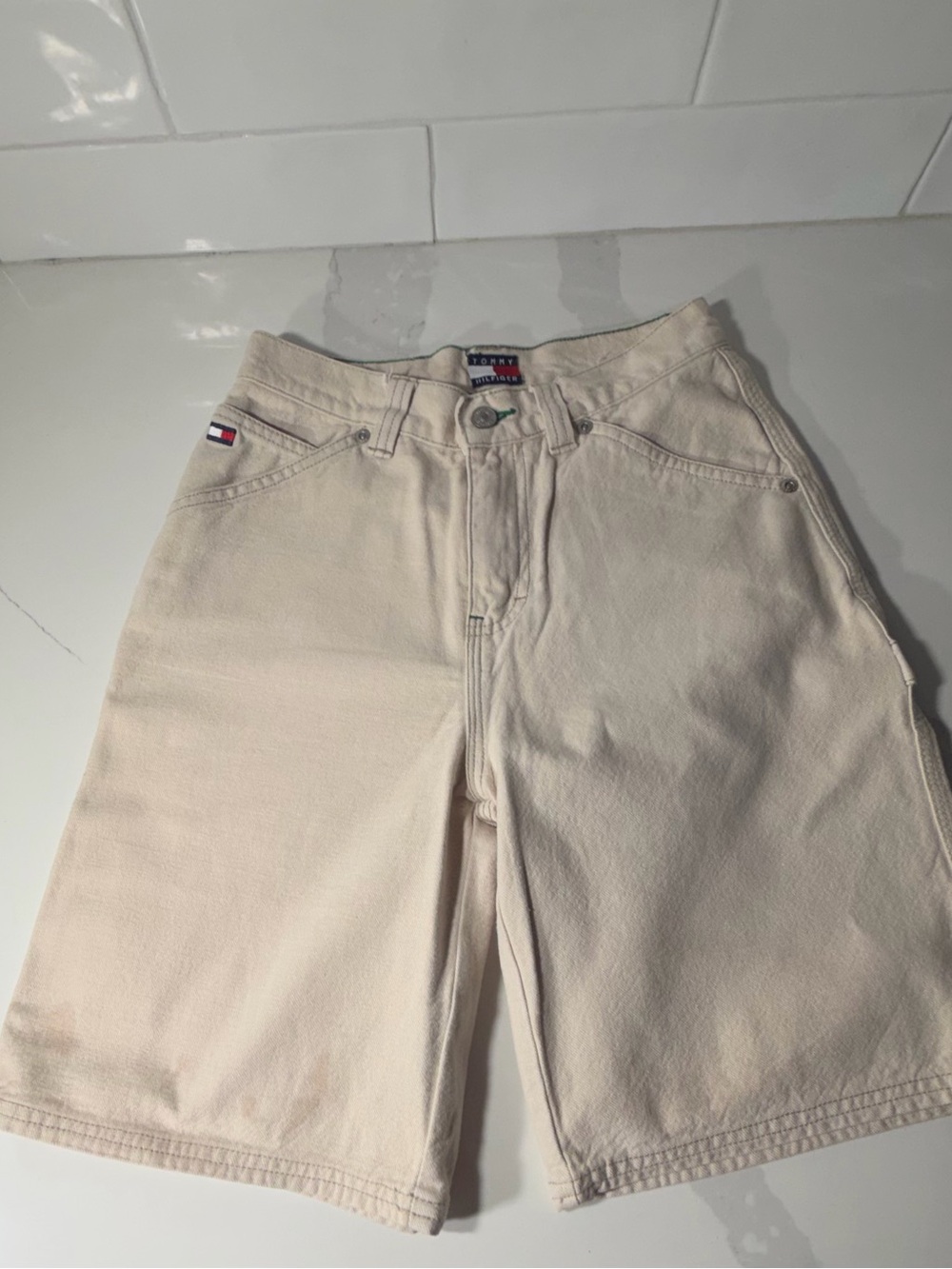 Vintage Tommy Hilfiger Baggy Denim Carpenter shorts beige Y2K size 10